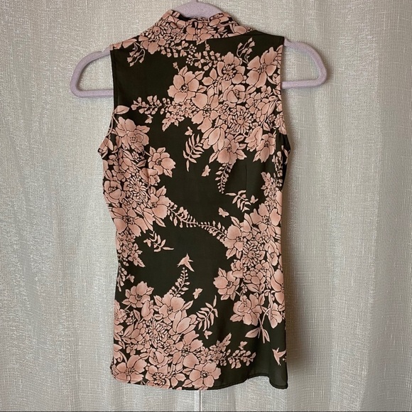 Cabi brown and pink floral sleeveless blouse ~XS - Picture 3 of 6